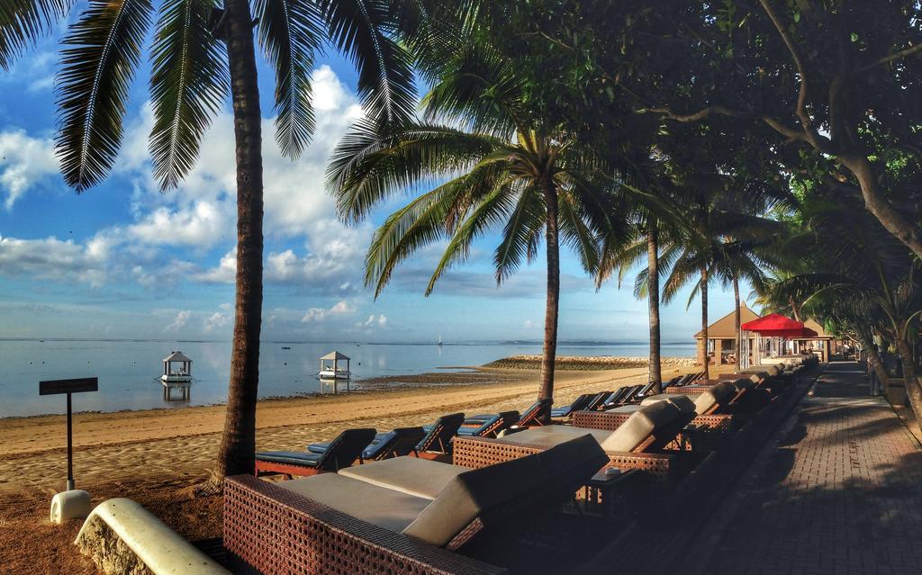 Puri Santrian Beach Resort And Spa Sanur Εξωτερικό φωτογραφία