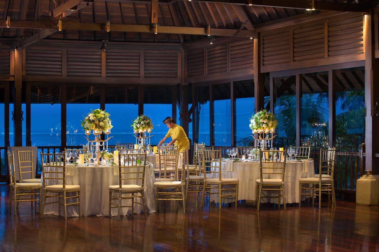 Puri Santrian Beach Resort And Spa Sanur Εξωτερικό φωτογραφία